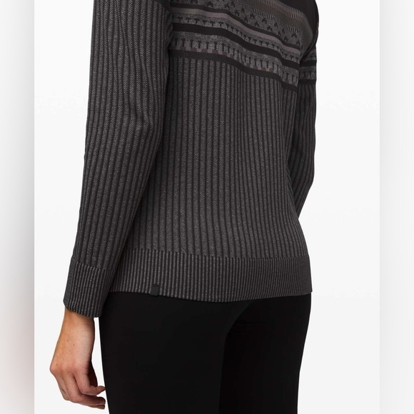 Lululemon Rest Less Pullover, Relaxed, Titanium/Black, Size S - Picture 5 of 10